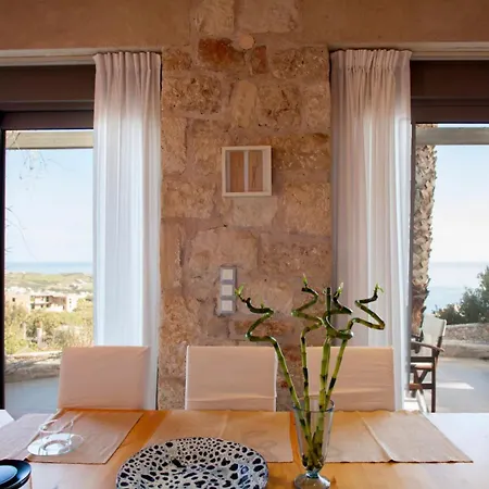 Thomais Resort: 2 Stone With A Private Swimming Pool Holiday home *